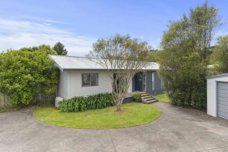 1185 South Road Oakura_23