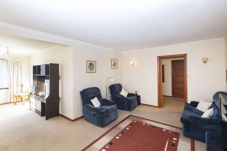 24b Achilles Street Burwood_5