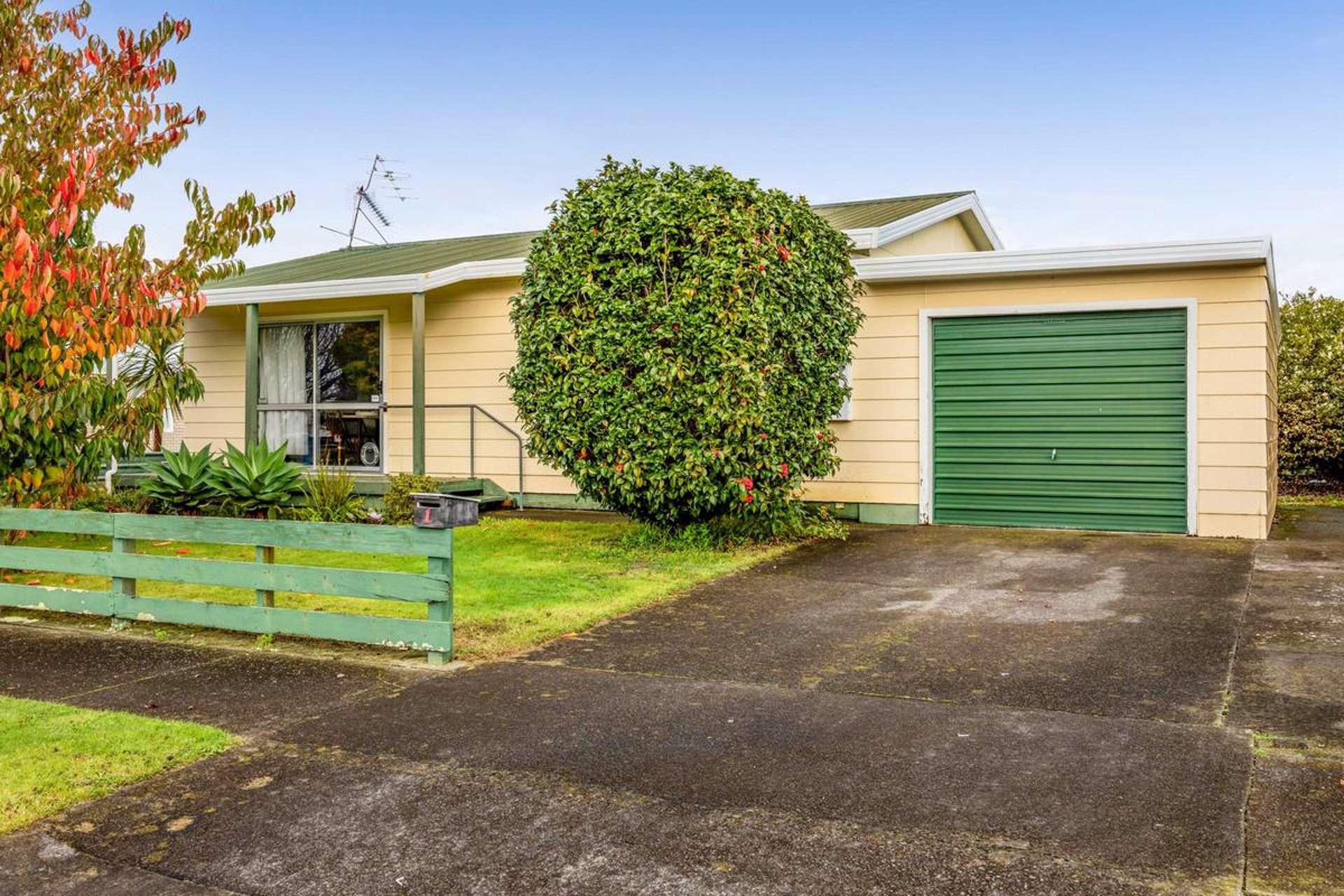 1 Charles Major Place Hawera_0