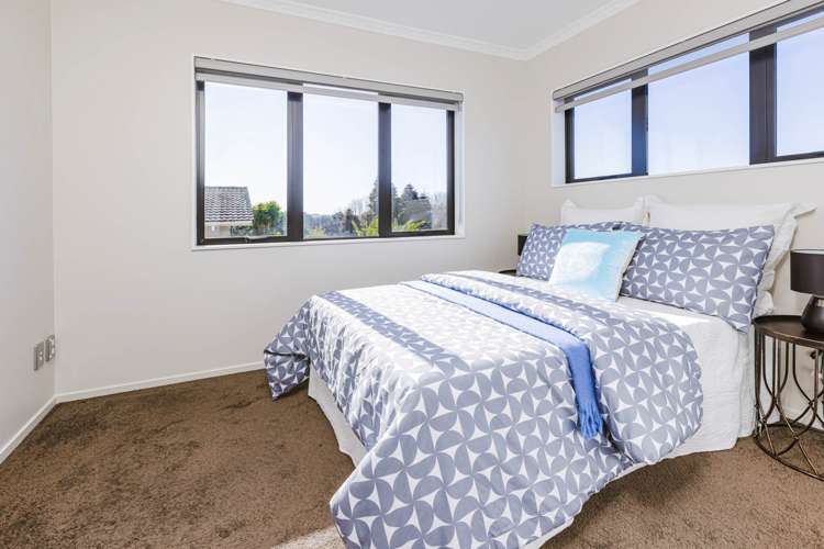 13B Magellan Place Papatoetoe_11
