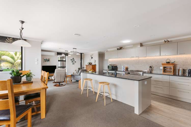 13 Island View Heights Coastlands_2