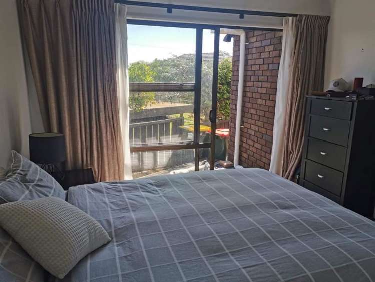 1/114 Ocean View Road Northcote_6