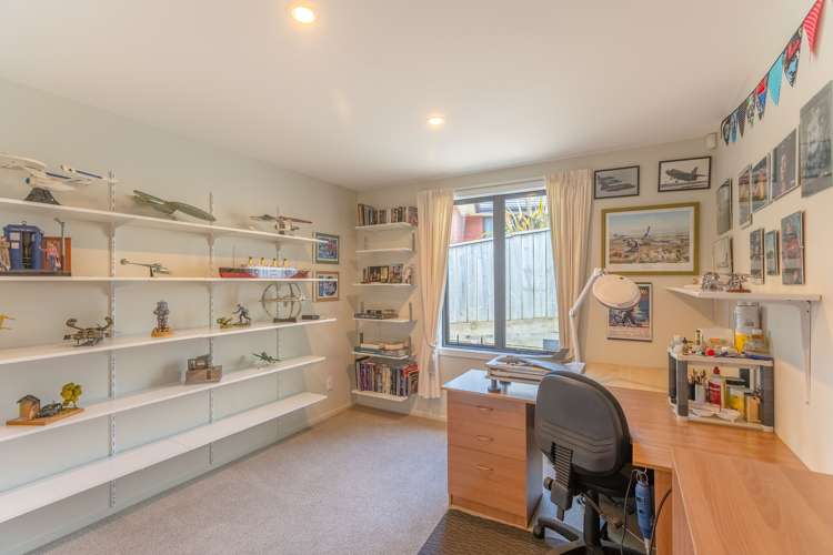 8 Dusky Crescent Aotea_14