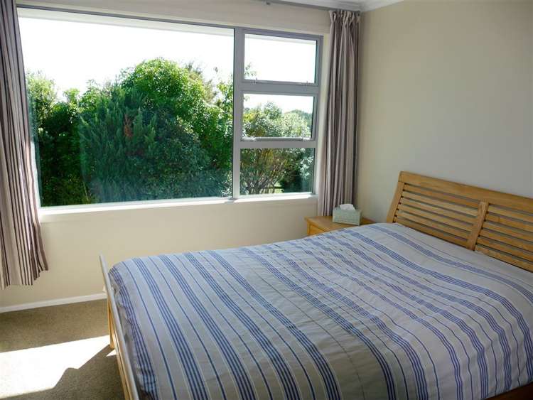 13 Freeth Drive Ridgewood_11