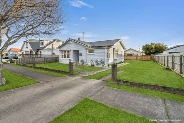 Richmond Beauty – Space, Style & Location!