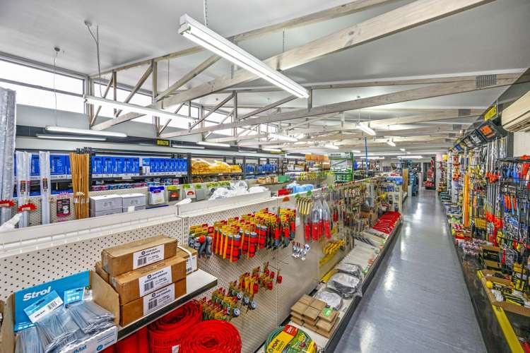 88 Merton Road St Johns_3