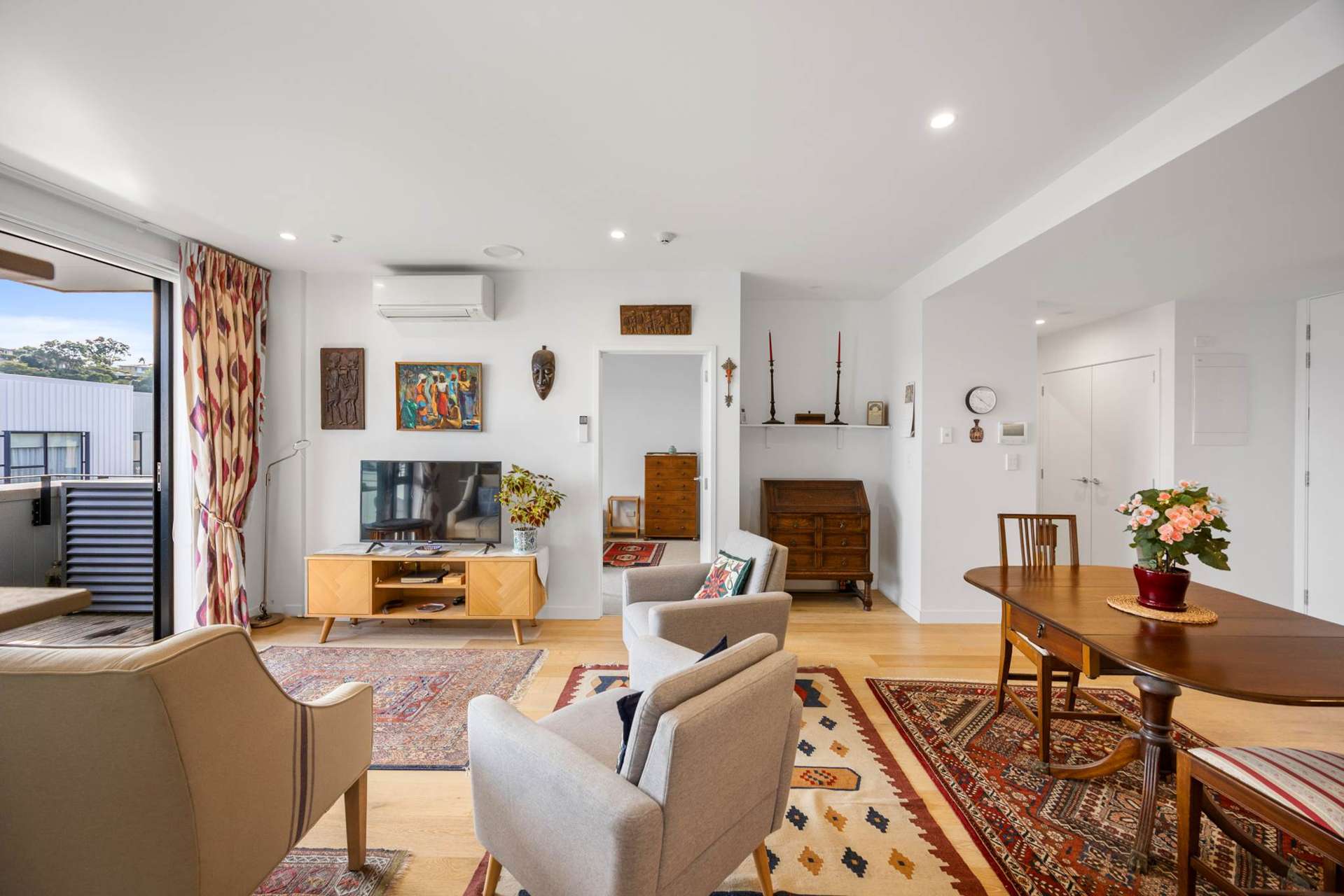 203/1 Kimiora Street Three Kings_0