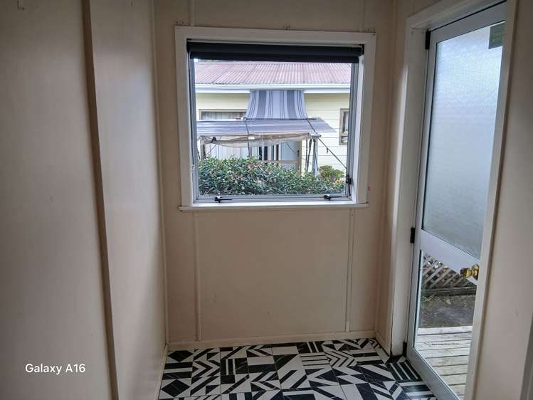 11 London Street Pukekohe_22