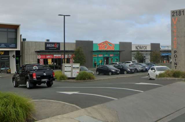 2181 East Coast Road Silverdale_1