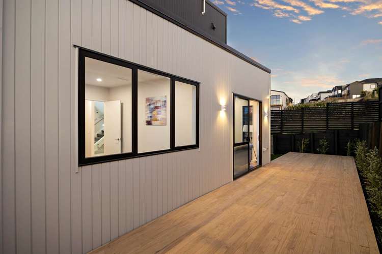 4 Bremner Ridge Street Flat Bush_11