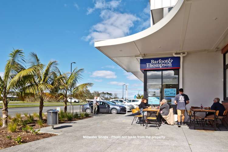 20 Watermill Lane Silverdale_36