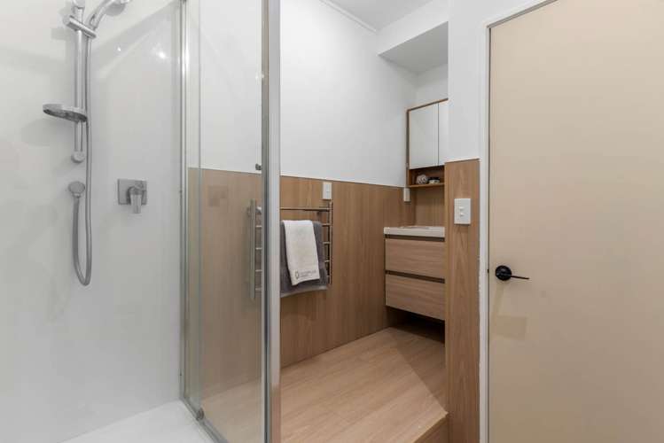 2/16 Matipo Road Mairangi Bay_21