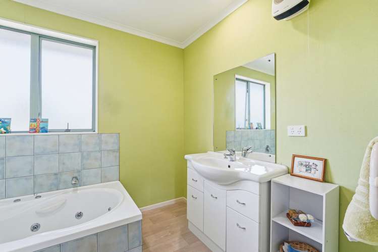 90 Tyndall Street Pahiatua_20