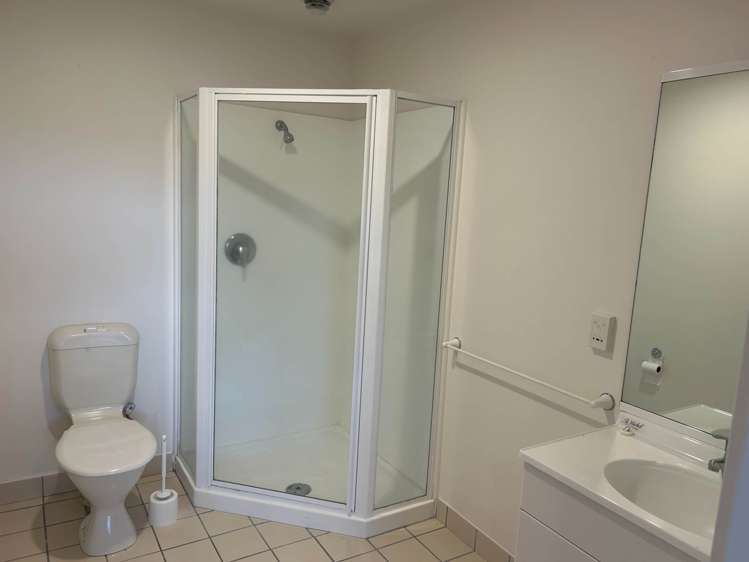 21/29 Aviemore Drive Highland Park_3