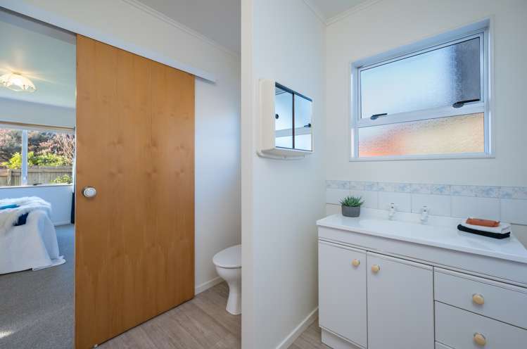 19 Elmsdale Close Richmond_11