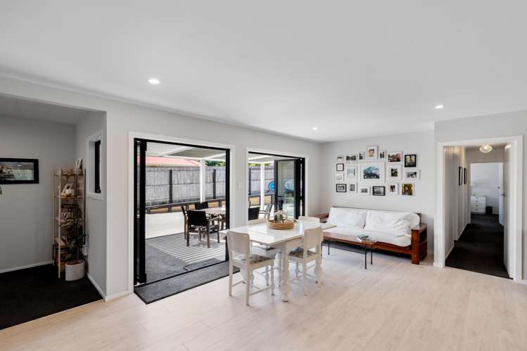 94 Appenzell Drive_5