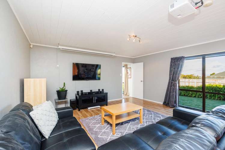 32 Pirinoa Street Feilding_16