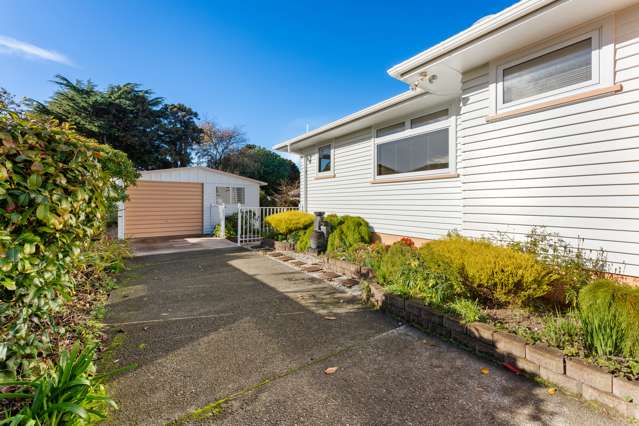 36 Totara Park Road Clouston Park_1