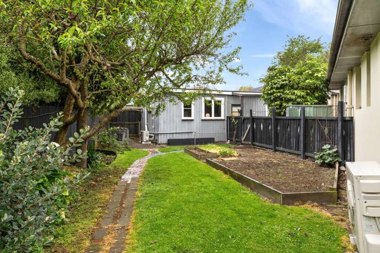 53 Stanbury Avenue Somerfield_19