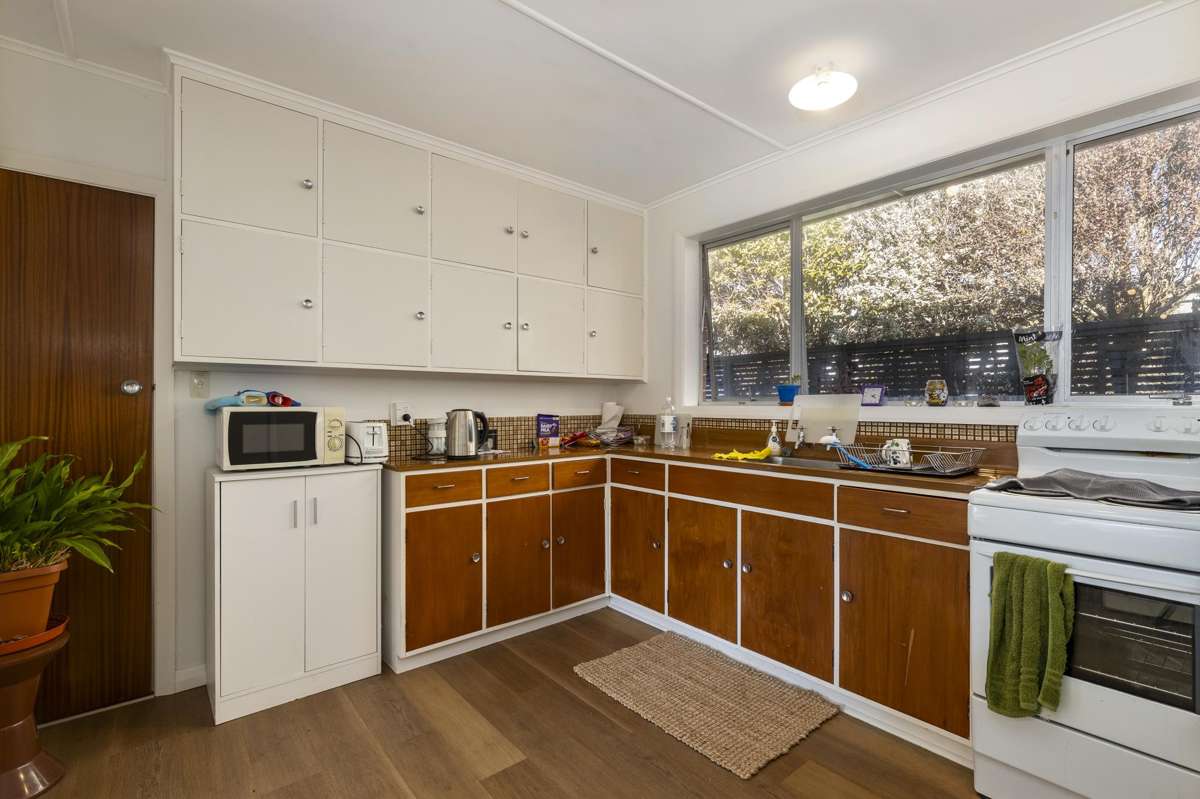 15A Newbourne Crescent_1