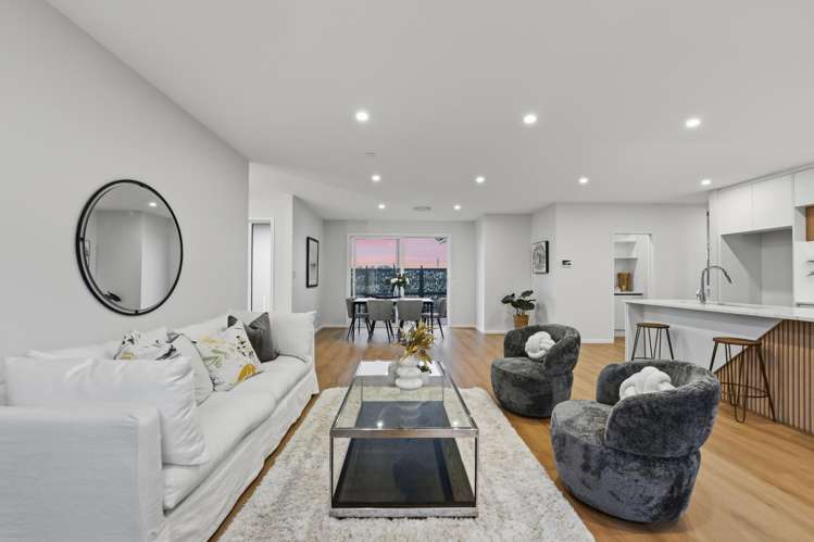 1 Parkland Loop_2