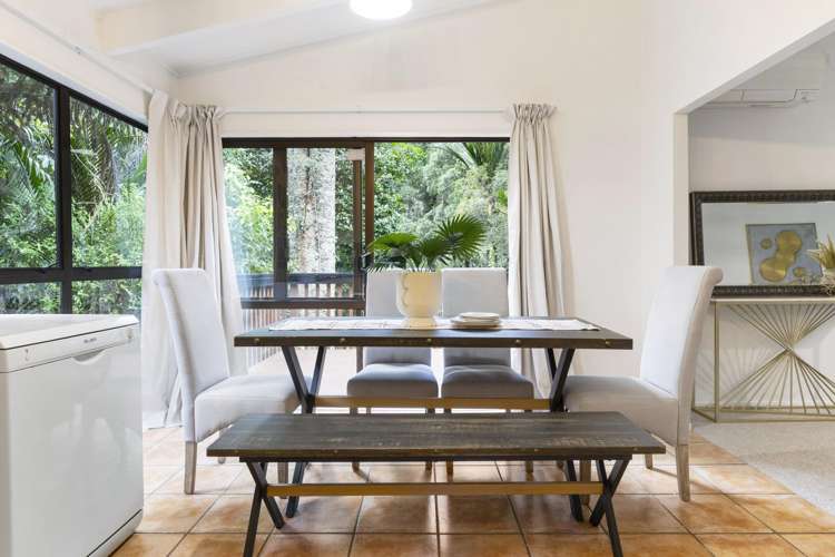 34 Sylvan Valley Avenue Titirangi_7