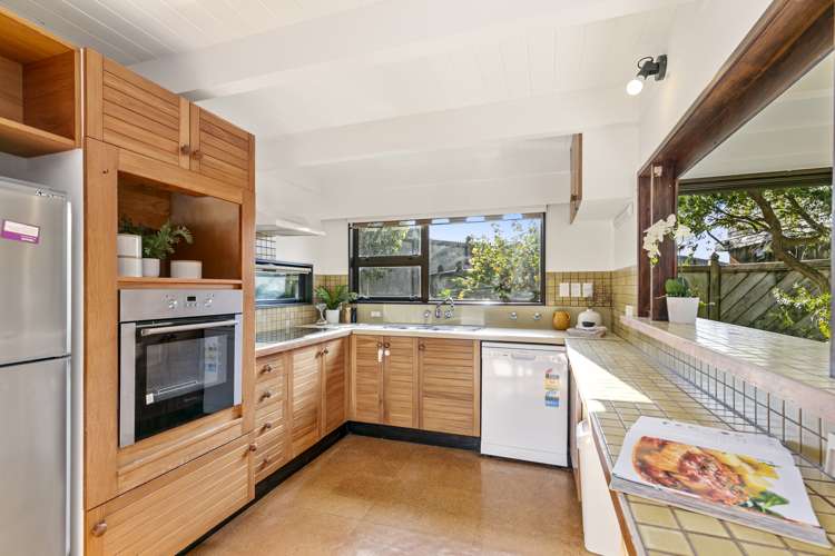 14 Cassis Place Crofton Downs_5