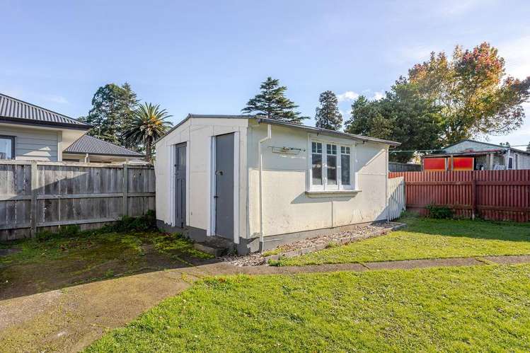 7 Denmark Street Dannevirke_16
