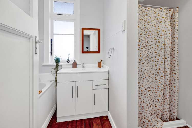 45 Vogel Street Hawera_16