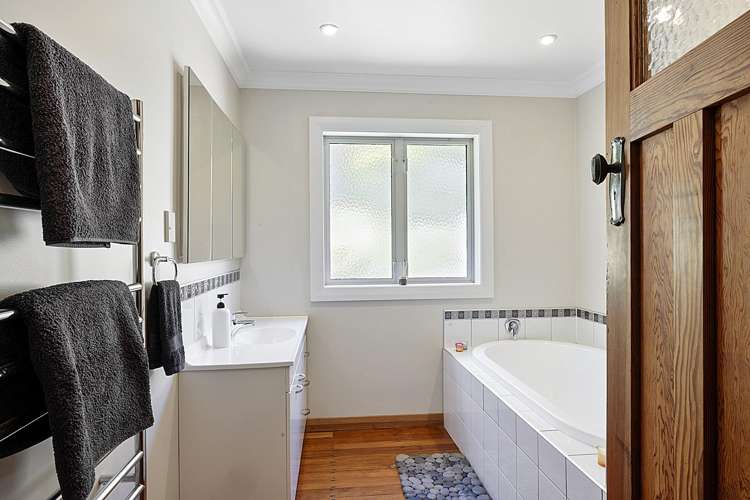 6139 South Road Rahotu_10