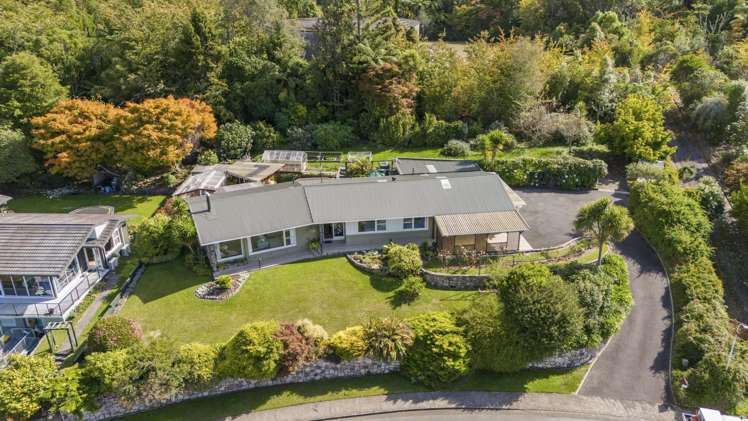 24 Russell Crescent Western Heights_29