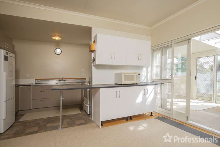 25 Hilton Road Carterton_10