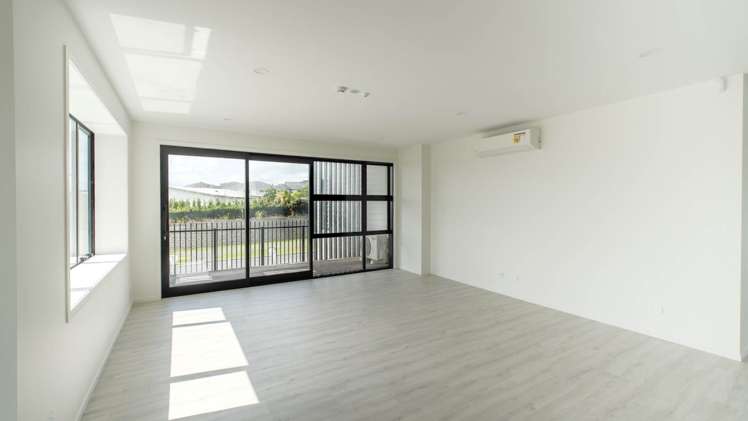 unit 4/47 Arran Drive Orewa_6