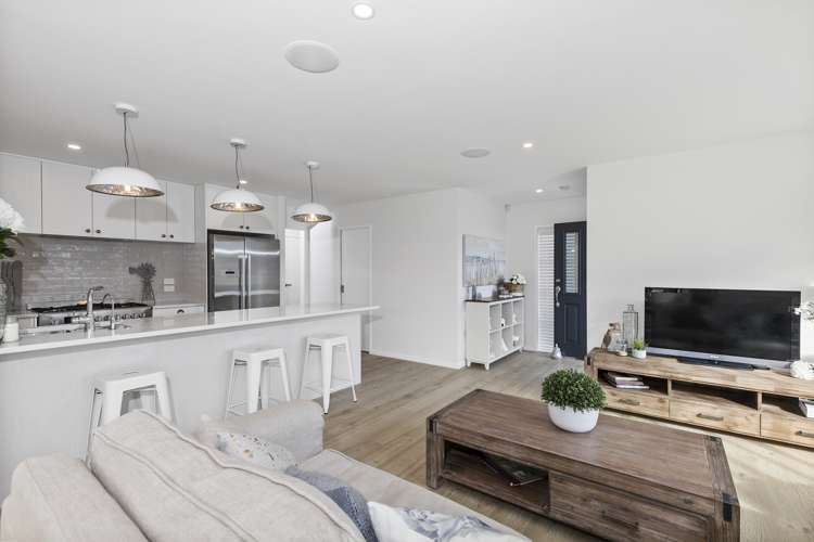 1 Pae Moana Place Stanmore Bay_9