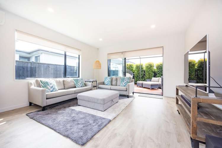 77 Maurice Kelly Road_3