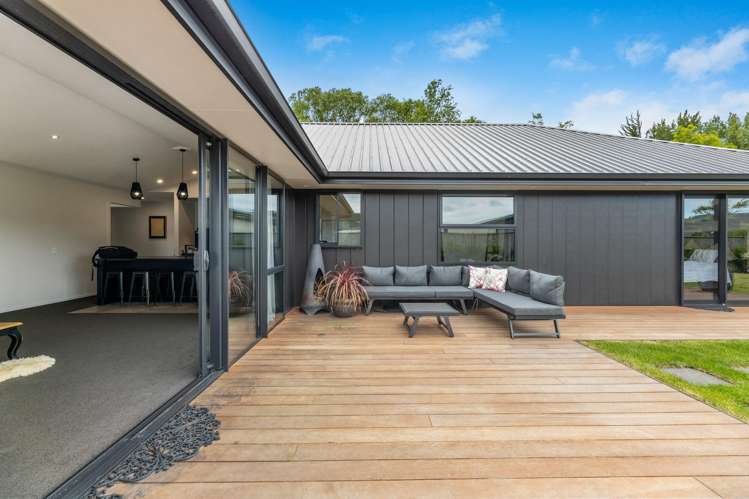 3 Three Kings Court Outram_22