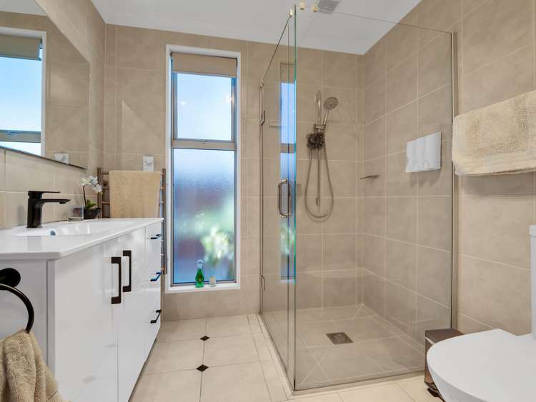 38 Middle Road Allenton_12