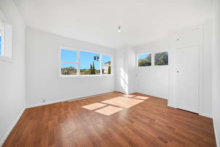 100 Edmonton Road Henderson_16