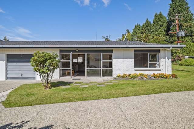 Spacious Sunnybrook Unit