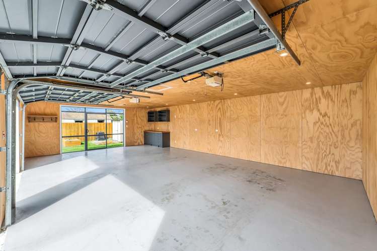 14 Lee Street Southbridge_24