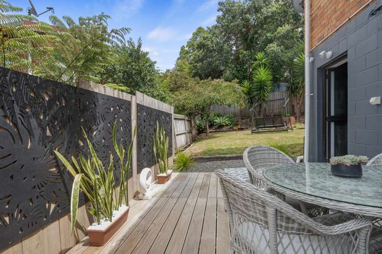 2/57 Nigel Road Browns Bay_19