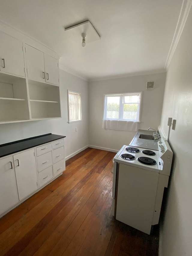 1/229 Featherston Street Palmerston North_2