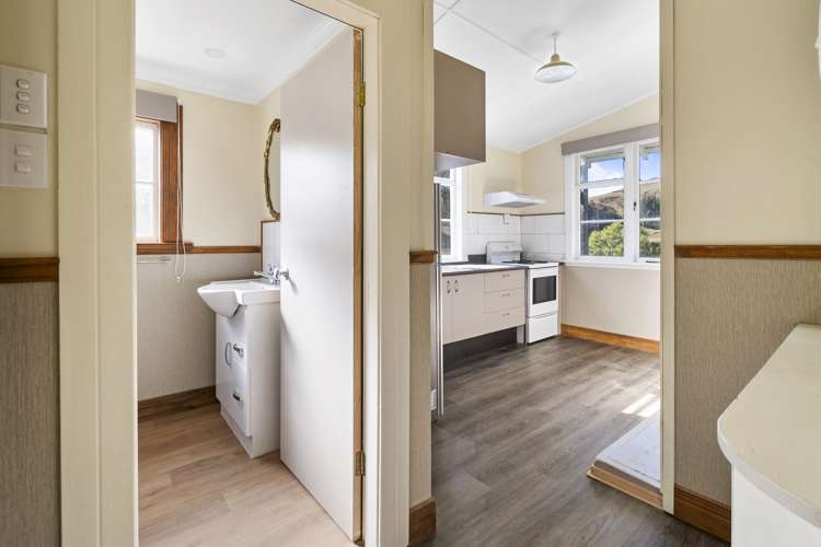 7 Wren Street Taihape and Surrounds_8