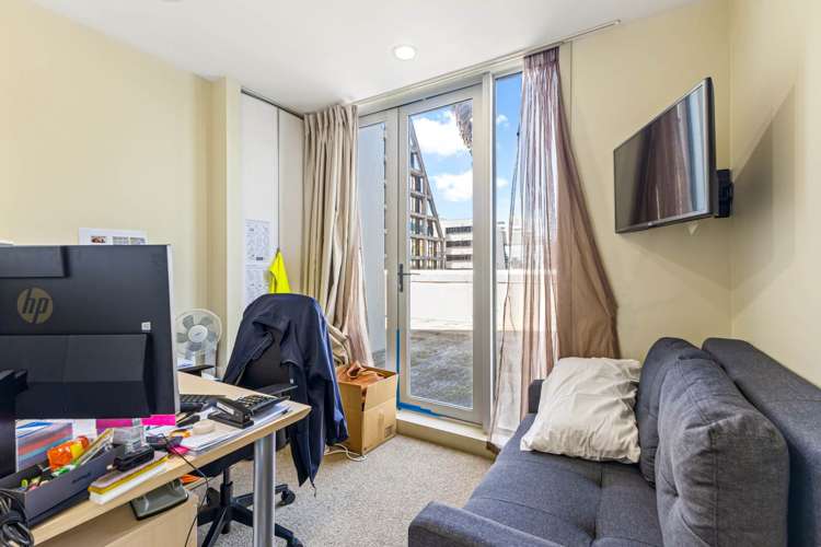 208/17 Amersham Way Manukau_9