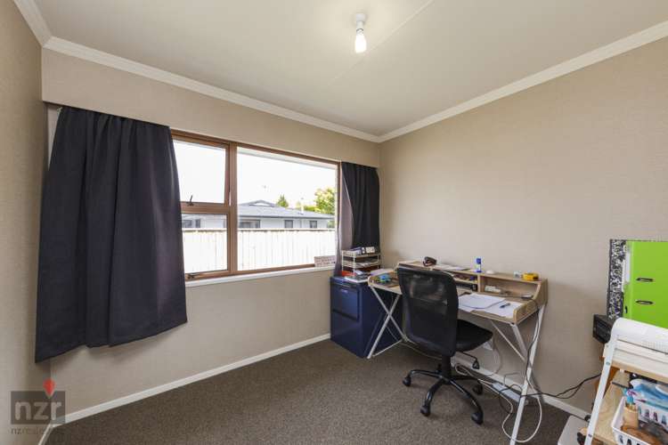 23a John F Kennedy Drive Milson_13