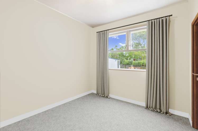 62 Wallace Road Mangere Bridge_12