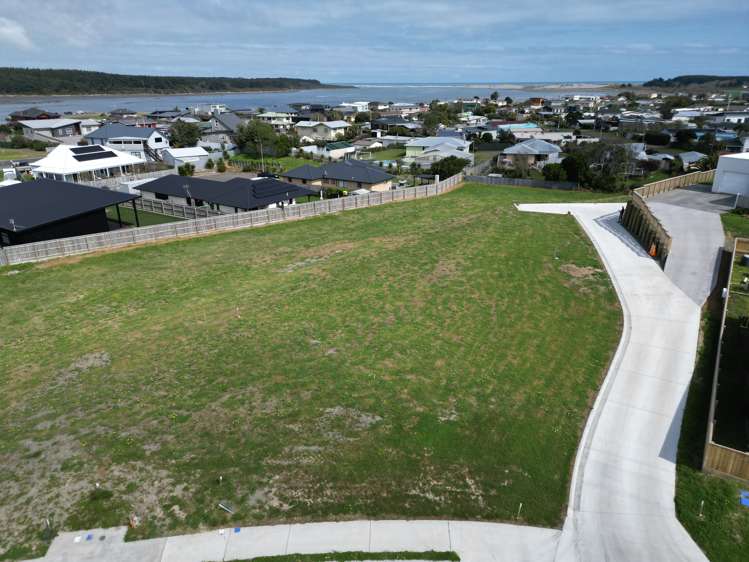 1 Rangeview Rise Foxton Beach_13