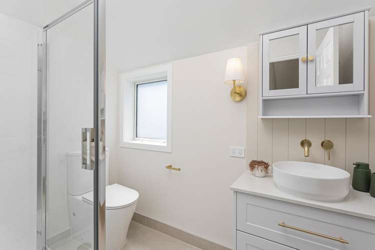 1/31 Oteha Valley Road Northcross_10