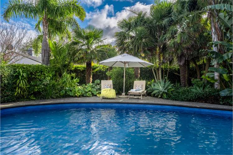 11 Holly Way Sunnyhills_32