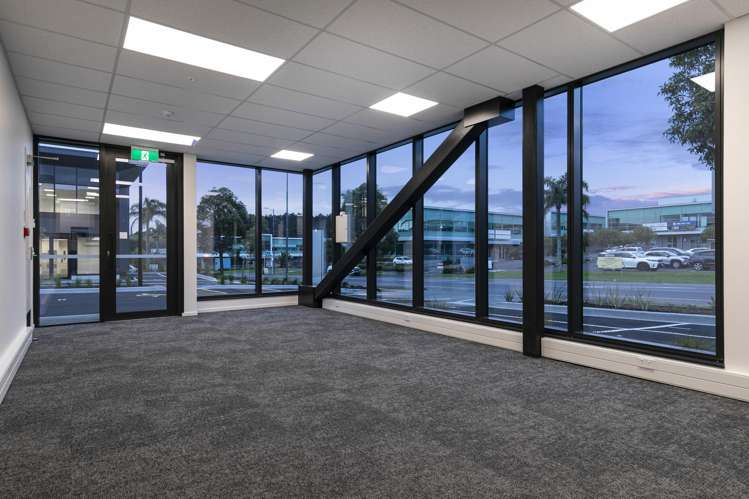 1-8/11 Triton Drive Albany_6